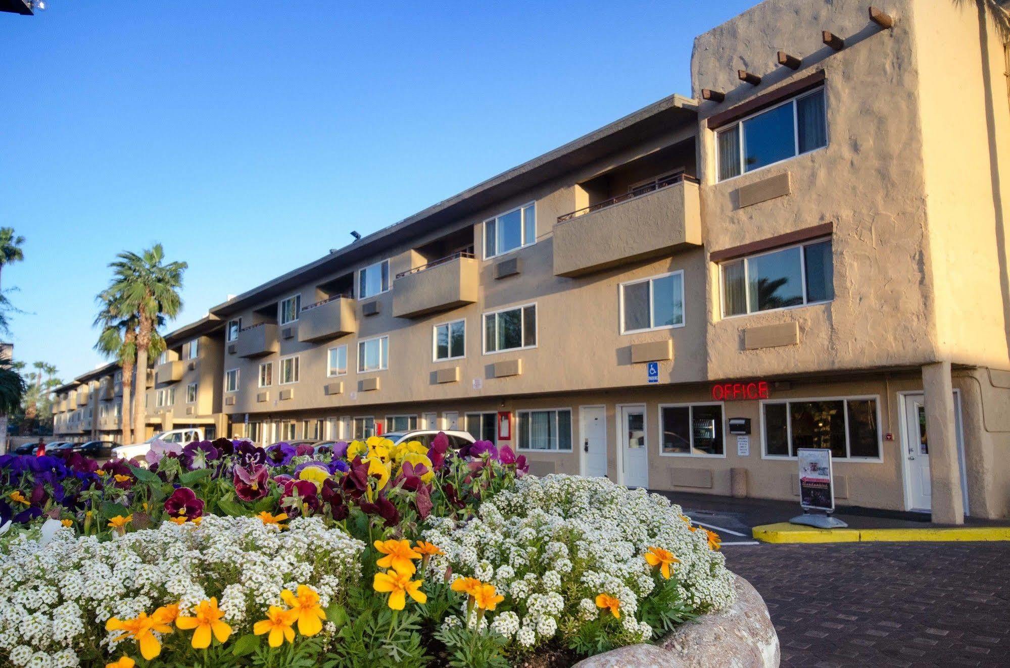 Super 8 By Wyndham Las Vegas North Strip/Fremont St. Area Exterior foto